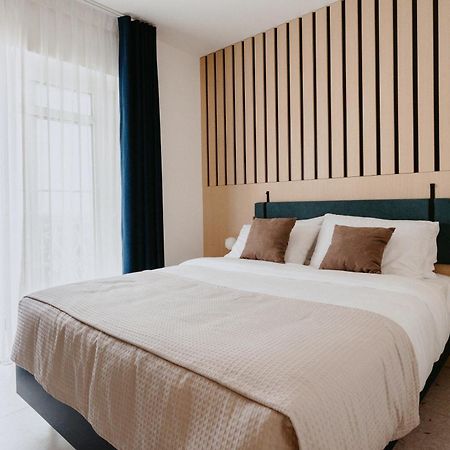 Townhouse17 Boutique Bed & Breakfast ビクトリア エクステリア 写真
