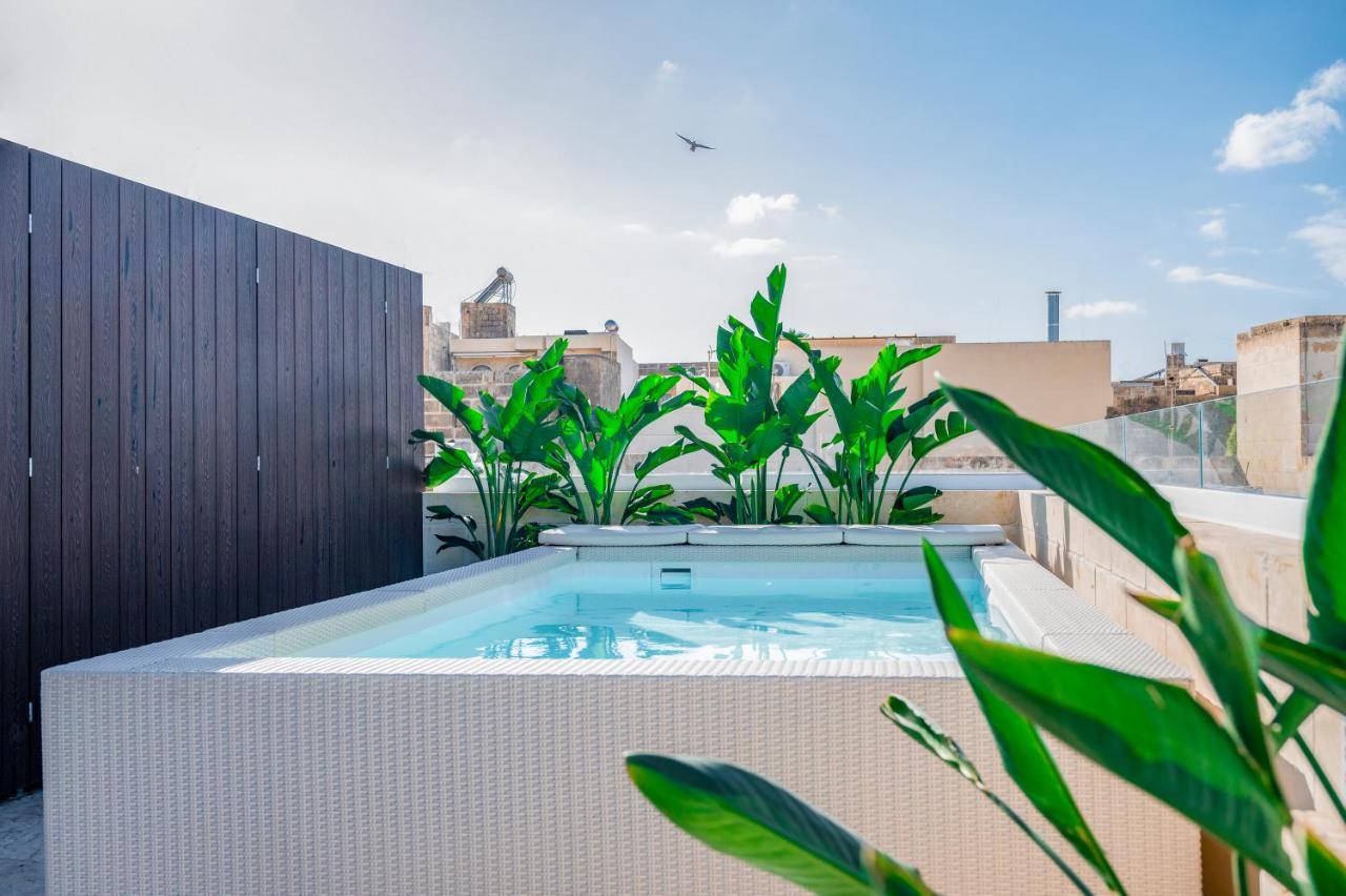 Townhouse17 Boutique Bed & Breakfast ビクトリア エクステリア 写真