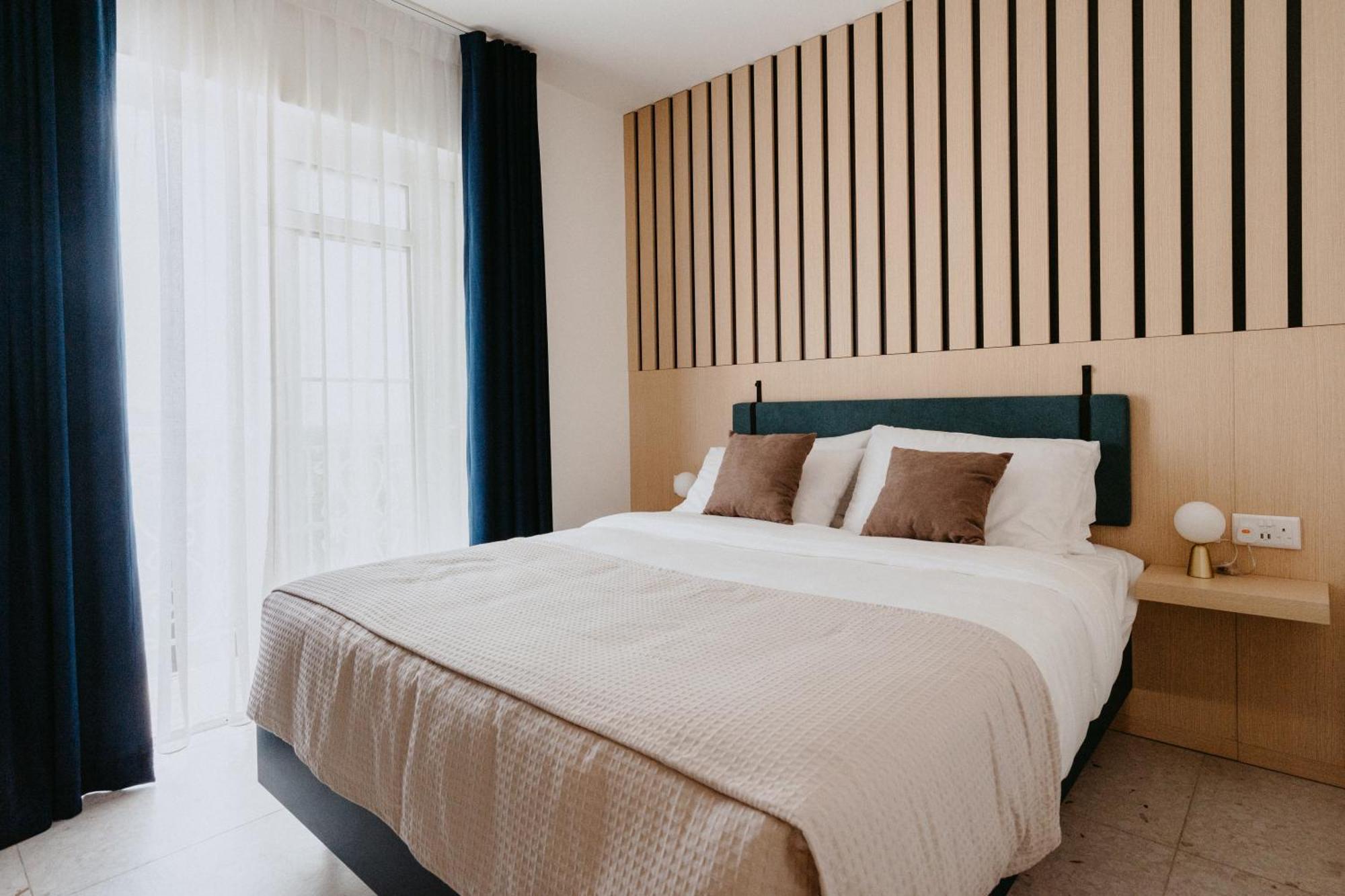Townhouse17 Boutique Bed & Breakfast ビクトリア エクステリア 写真