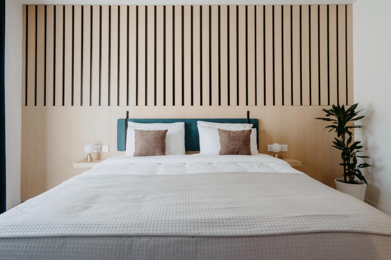 Townhouse17 Boutique Bed & Breakfast ビクトリア エクステリア 写真