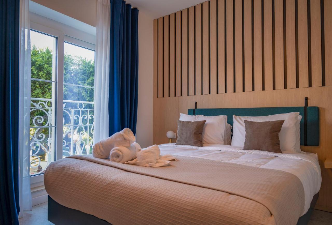 Townhouse17 Boutique Bed & Breakfast ビクトリア エクステリア 写真