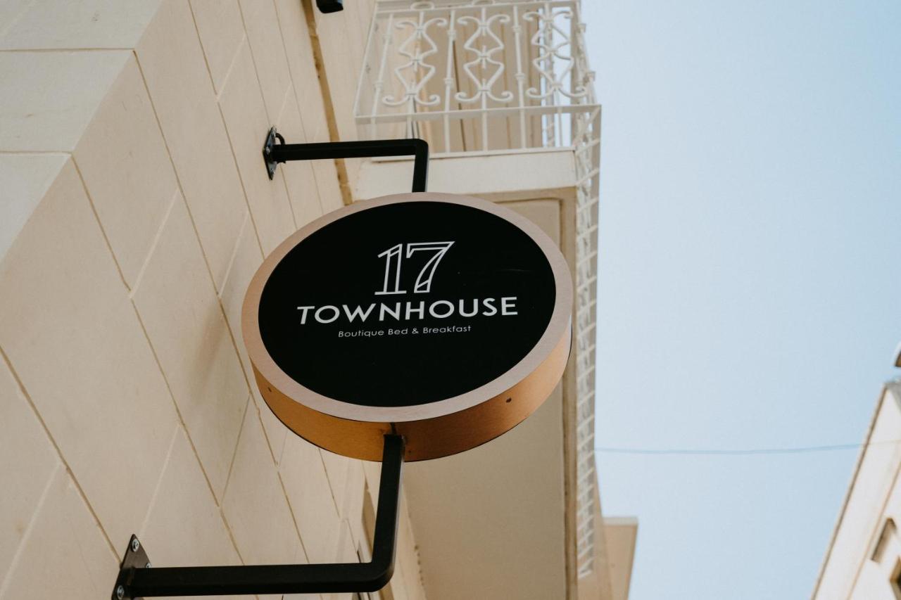 Townhouse17 Boutique Bed & Breakfast ビクトリア エクステリア 写真