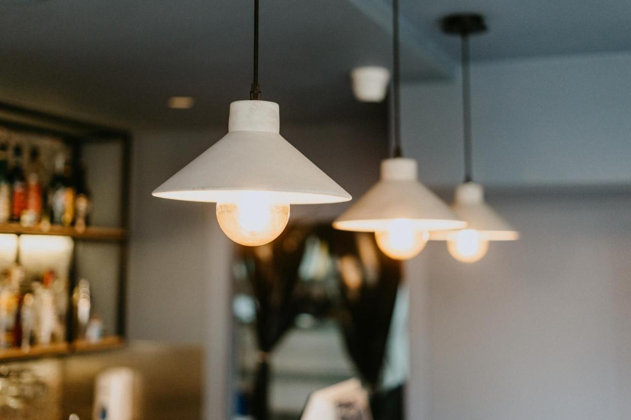 Townhouse17 Boutique Bed & Breakfast ビクトリア エクステリア 写真