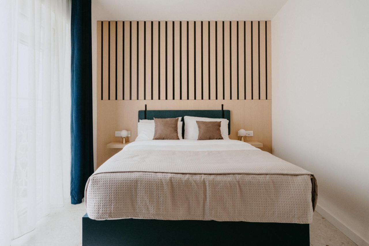 Townhouse17 Boutique Bed & Breakfast ビクトリア エクステリア 写真